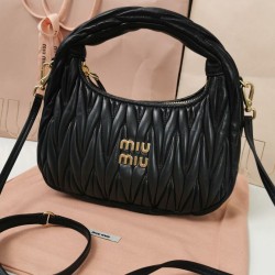 Replica Borsa hobo mini Miu Miu Wander Matelasse Nero Imitazioni Replica qualità specchio Borsa hobo mini Miu Miu Wander Matelasse Nero