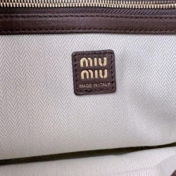 Replica Borsa a tracolla Miumiu Adventure Nappa 5BC181 Caffè Imitazioni Replica qualità specchio Borsa a tracolla Miumiu Adventure Nappa 5BC181 Caffè