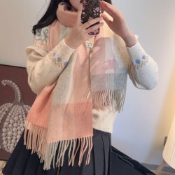 Replica Qualità superiore replica Scialle cashmere con motivo check Burberry e bordi sfrangiati Rosa 60 x 180 Imitazioni Replica qualità specchio Qualità superiore replica Scialle cashmere con motivo check Burberry e bordi sfrangiati Rosa 60 x 180