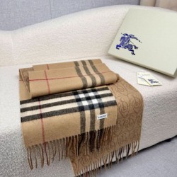 Replica Dettagli perfetti Sciarpa reversibile Burberry cashmere con motivo check e scudo B beige archivio 30 x 168 Imitazioni Replica qualità specchio Dettagli perfetti Sciarpa reversibile Burberry cashmere con motivo check e scudo B beige archivio 30 x 168