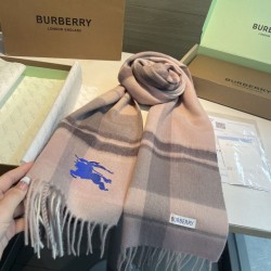 Replica Sciarpa reversibile cashmere con motivo check EKD Burberry 30 x 200 Rosa Imitazioni Replica qualità specchio Sciarpa reversibile cashmere con motivo check EKD Burberry 30 x 200 Rosa