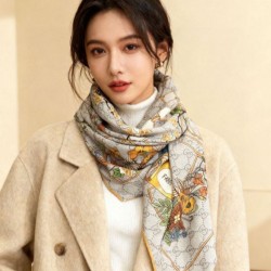 Replica qualità specchio Qualità superiore replica Fazzoletto Sciarpa Gucci seta e cashmere con stampa animalier/floreale 140 01