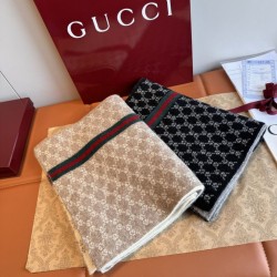 Replica Alta gamma replica falso Sciarpa reversibile cashmere a righe Gucci GG Web 30 x 180 Nero/marrone Imitazioni Replica qualità specchio Alta gamma replica falso Sciarpa reversibile cashmere a righe Gucci GG Web 30 x 180 Nero/marrone