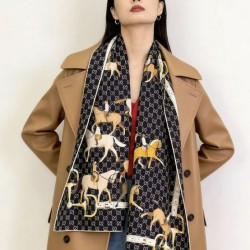Replica qualità specchio Pari all'originale replica falso Scialle reversibile seta e lana Gucci con motivo a sella da equitazione 140 