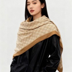 Replica qualità specchio Scialle reversibile Gucci in seta e cashmere con motivo GG 135 Nero