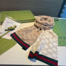 Replica qualità specchio Sciarpa Gucci reversibile lana jacquard con motivo GG  30 x 180 02