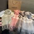 Dettagli perfetti Sciarpa Burberry Check Classical cashmere 30 x 200 Beige 