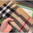 Dettagli perfetti Sciarpa cashmere Burberry Check Beige con bordi sfrangiati 70 x 200