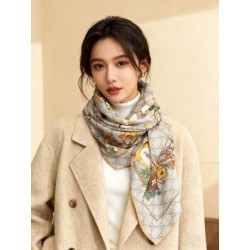 Qualità superiore replica Fazzoletto Sciarpa Gucci seta e cashmere con stampa animalier/floreale 140 01