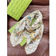 Qualità superiore replica Fazzoletto Sciarpa Gucci seta e cashmere con stampa animalier/floreale 140 01