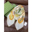Scialle reversibile Gucci velluto con stampa cavalli 140 Giallo