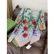 Sciarpa Gucci cashmere e seta con stampa animalier/floreale 140 Rosa