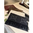 Sciarpa Gucci GG Cashmere Jacquard marrone 35 x 190
