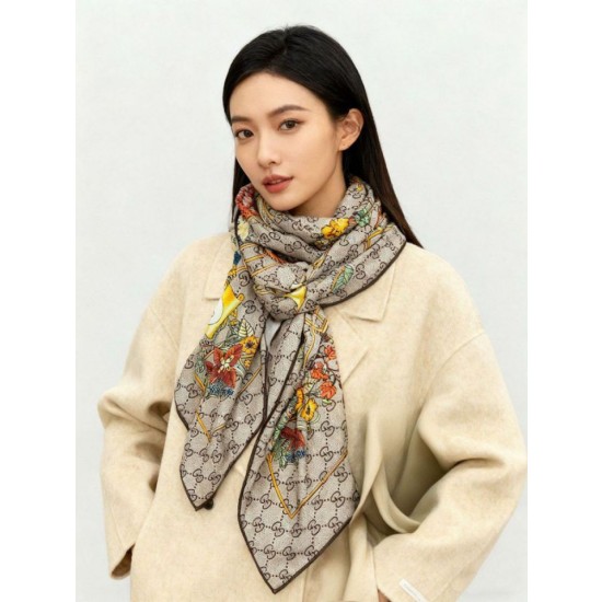 Sciarpa Gucci velluto con stampa animalier e floreale 140 02