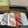 Pari all'originale replica Sciarpa in seta con motivo a quadri Vintage Check Burberry 8 x 180 Rosso Pari all'originale replica Sciarpa in seta con motivo a quadri Vintage Check Burberry 8 x 180 Rosso