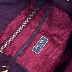 Replica Zaino Prada medio Re-Nylon con marsupio 1BZ811 Borgogna Imitazioni Replica qualità specchio Zaino Prada medio Re-Nylon con marsupio 1BZ811 Borgogna