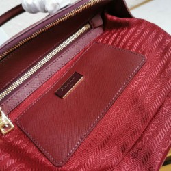 Replica Borsa a mano Prada Galleria Saffiano piccola/media/grande Borgogna Imitazioni Replica qualità specchio Borsa a mano Prada Galleria Saffiano piccola/media/grande Borgogna