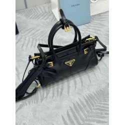 Borsa a mano Prada Bonnie mini 1BA486 Nero