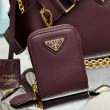 Borsa a mano/borsa hobo Saffiano Prada Re-Edition 2005 Borgogna