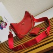 Imitazioni borse griffate a mano/borsa hobo Saffiano Prada Re-Edition 2005 Rosso