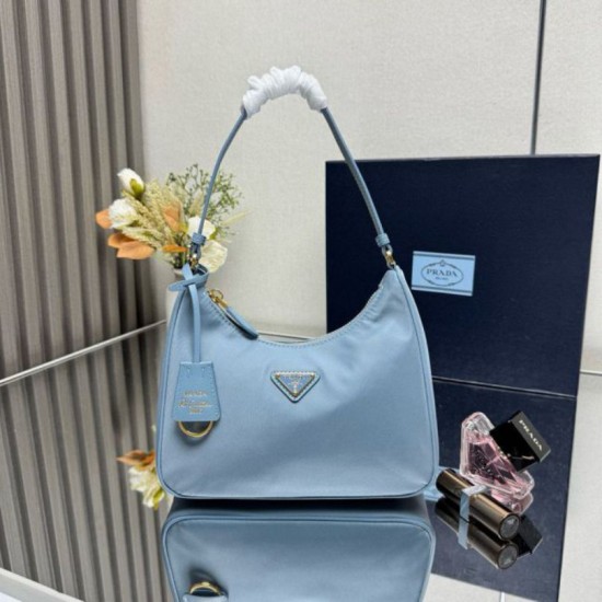 Borsa hobo mini Prada Re-Edition 2005 Re-Nylon Saffiano 1N204M Blu