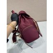 Zaino Prada medio Re-Nylon con marsupio 1BZ811 Borgogna