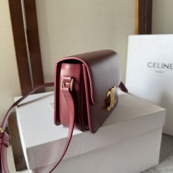 Replica Borsa Celine Teen Triomphe rossa Imitazioni Replica qualità specchio Borsa Celine Teen Triomphe rossa