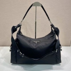 Replica qualità specchio Borsa a tracolla Prada Explore Re-Nylon da uomo Nero