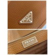 Borsa a tracolla strutturata Prada marrone