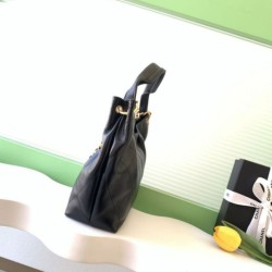 Replica qualità specchio Borsa hobo Chanel 26C Hippie AS5970 nera