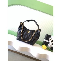 Borsa hobo Chanel 26C Hippie AS5970 nera