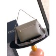 Borse Firmate Replica a tracolla Dior Privé Messenger Uomo con patta Grigia 