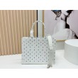 Borse Dior Dioramour piccolo/media/grande Dior Book Tote con tracolla bianca