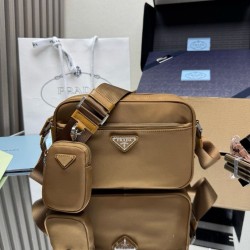 Replica qualità specchio Borsa a tracolla Prada Re-Nylon 1BC167 Marrone