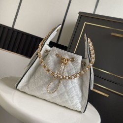 Replica qualità specchio Perfetta a mano Chanel 25 Mini Hobo AS5293 Rafia intrecciata Beige/Nero