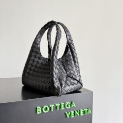 Replica Borsa a tracolla Bottega Veneta Campana piccola intrecciata Nero Imitazioni Replica qualità specchio Borsa a tracolla Bottega Veneta Campana piccola intrecciata Nero