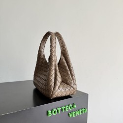 Replica qualità specchio Borsa a tracolla Bottega Veneta Campana piccola intrecciata Marrone