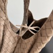 Borsa a tracolla Bottega Veneta Campana piccola intrecciata Marrone