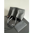 Bora Pari all'originale replica tote reversibile Bottega Veneta Pinacoteca intrecciato Nero Bora Pari all'originale replica tote reversibile Bottega Veneta Pinacoteca intrecciato Nero