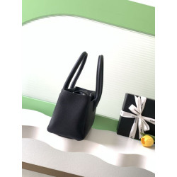 Borse tote Chanel Cerf Executive AS2156 pelle di caviale Nero