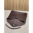 YSL Saint Laurent Cassandre Borse Imitazioni a busta grande con catena scamosciata marrone