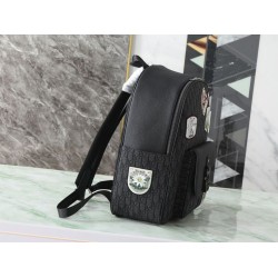 Zaino Dior Saddle Zip Dior Oblique jacquard nero Zaino Dior Saddle Zip Dior Oblique jacquard nero