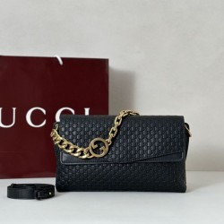 Replica qualità specchio Qualità superiore replica a tracolla media Gucci GG rilievo con catena 857622 Nero