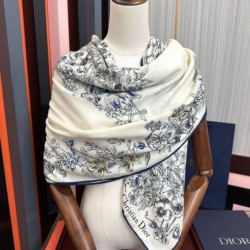 Replica qualità specchio Dettagli perfetti Sciarpa Mitzah in seta e cashmere multicolore Dior D-Floral 140 x 140 01