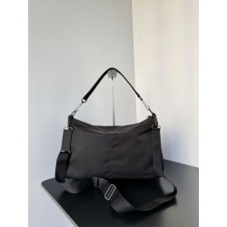 Borse Replica a tracolla media Balenciaga Le City Moto in nylon nero