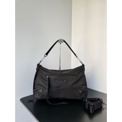Borse Replica a tracolla media Balenciaga Le City Moto in nylon nero