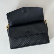 Qualità superiore replica a tracolla media Gucci GG rilievo con catena 857622 Nero