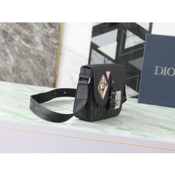 Borse a tracolla Dior Saddle piccola con patta nera