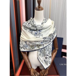 Dettagli perfetti Sciarpa Mitzah in seta e cashmere multicolore Dior D-Floral 140 x 140 01