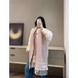Alta gamma replica Sciarpa frange Dior Oblique cashmere blu navy/écru 45 x 200 Rosa
